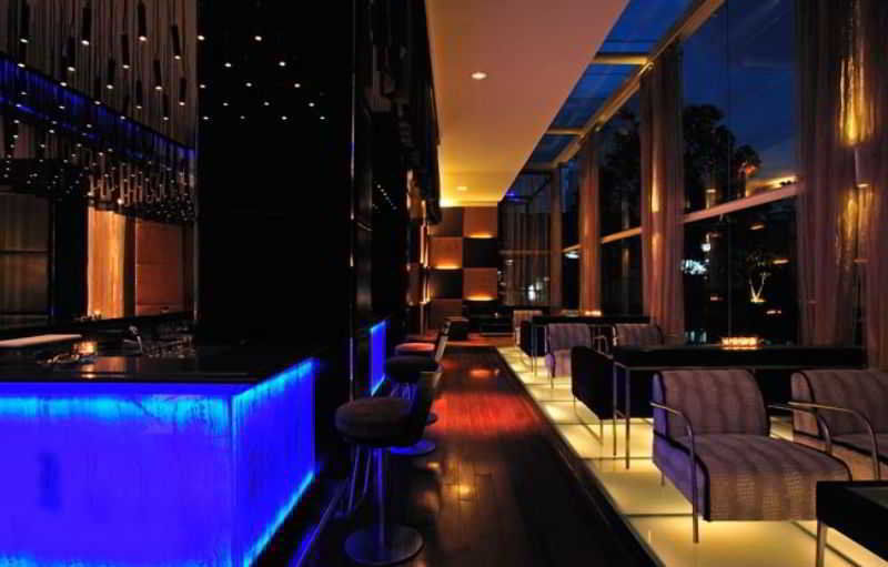 Taj Club House Hotel Madrás Interior foto
